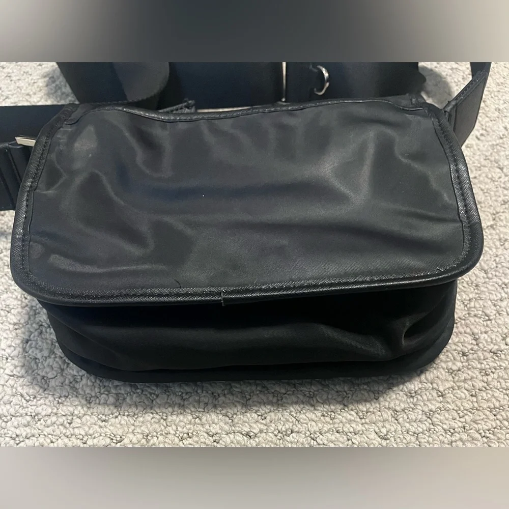 Designer inspired nylon crossbody bag - Picture 3 of 5